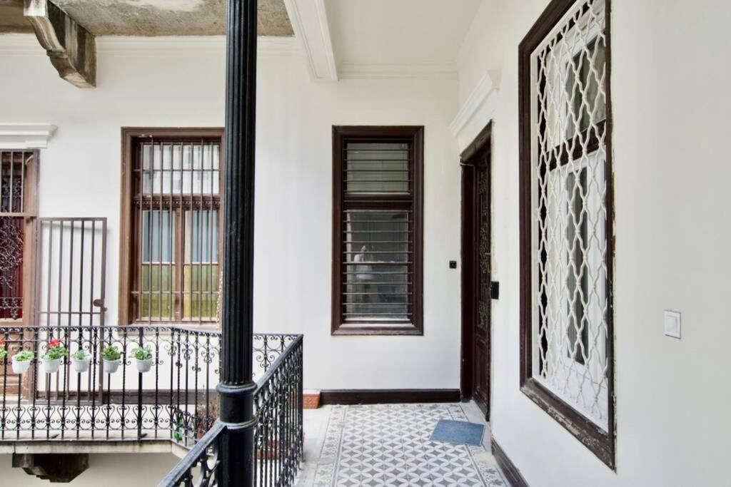Premium Apartment By Hi5-Vaci Str. 3 Bedroom Budapeste Exterior foto